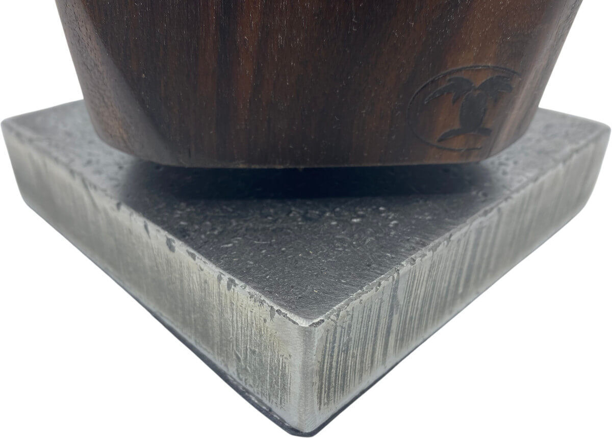 Blockwerk Monolith Strandgut Messerblock in Nussbaumholz | Magnetisch mit Stahl-Sockel | 360 Grad von Blockwerk