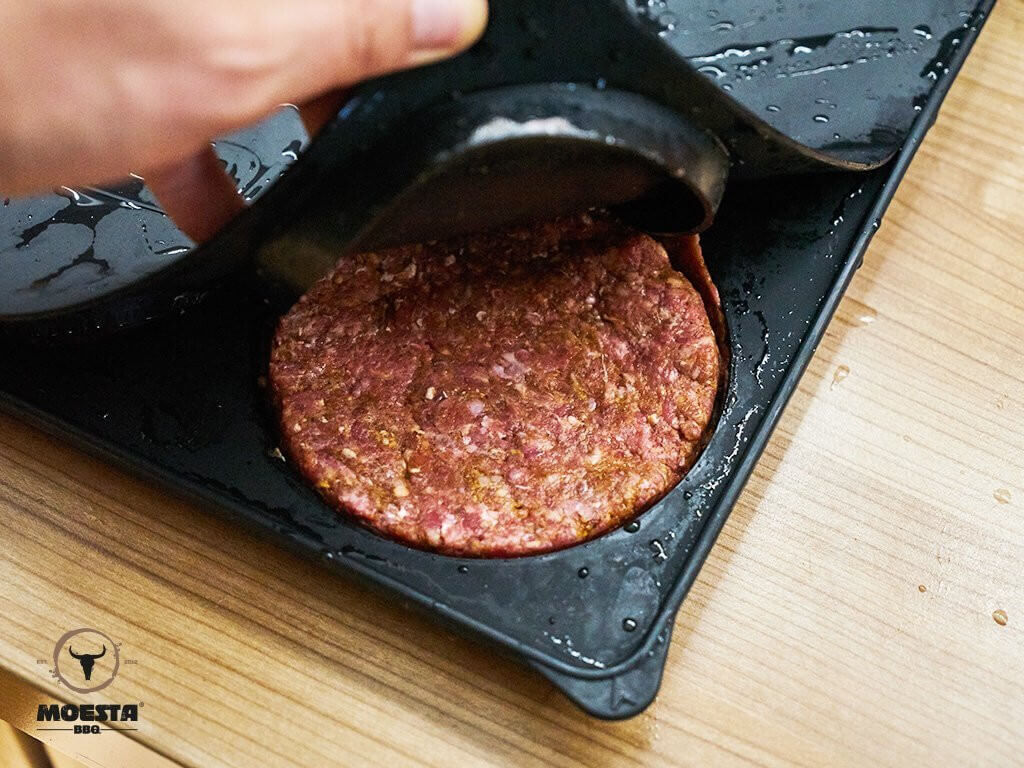 BurgerPresse No.1 - Die 4-Fach Silikon Hamburgerpresse ~ Moesta BBQ von Moesta BBQ
